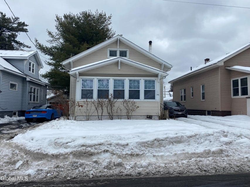 1146 Dean Street, photo 2