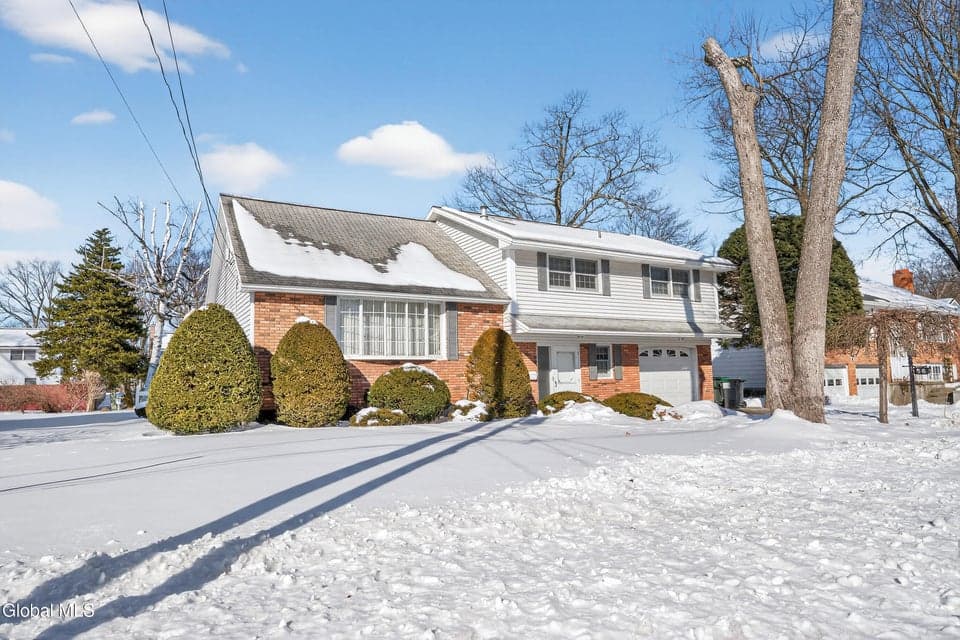 56 Bayberry Road, photo 2