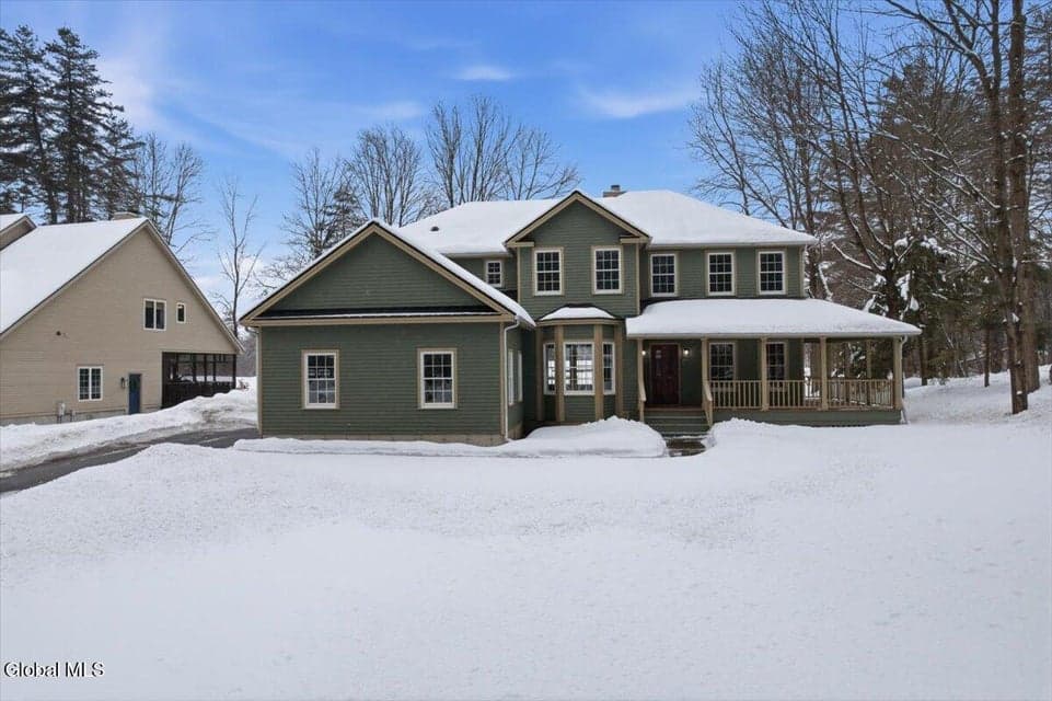 38 Hearthstone Drive, photo 1