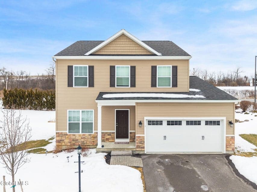 1 Cove Road, Colonie, NY, photo 1