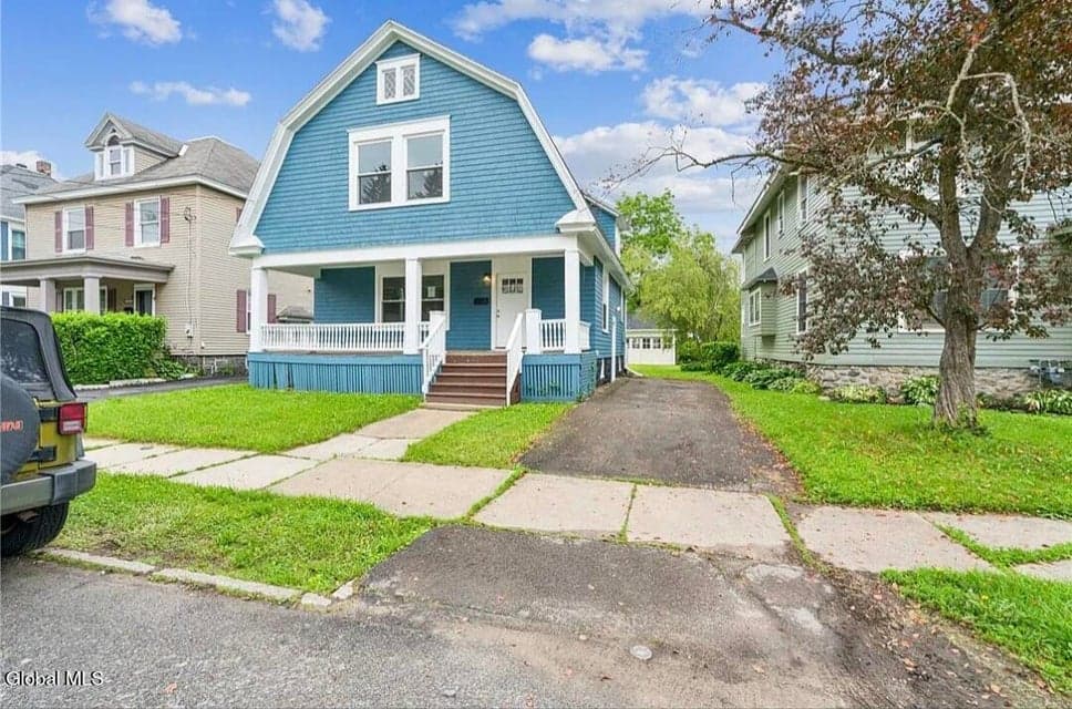 139 2nd Avenue