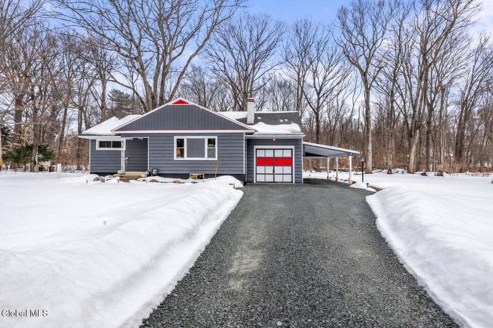 15 Maywood Drive, photo 1