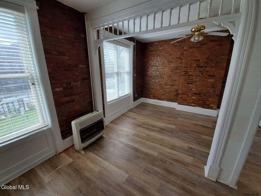 397 Washington Avenue, photo 4
