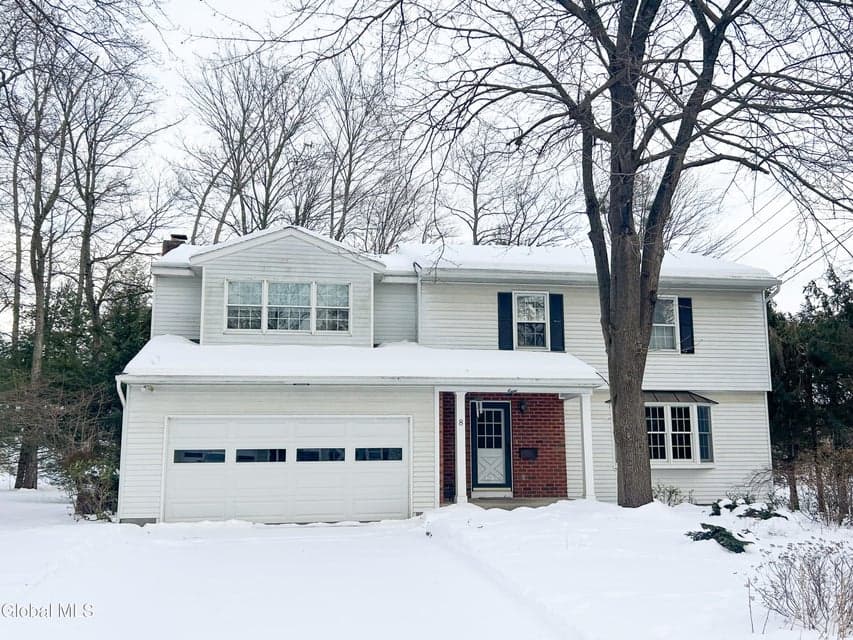 8 Wedge Road, Bethlehem, NY, photo 1