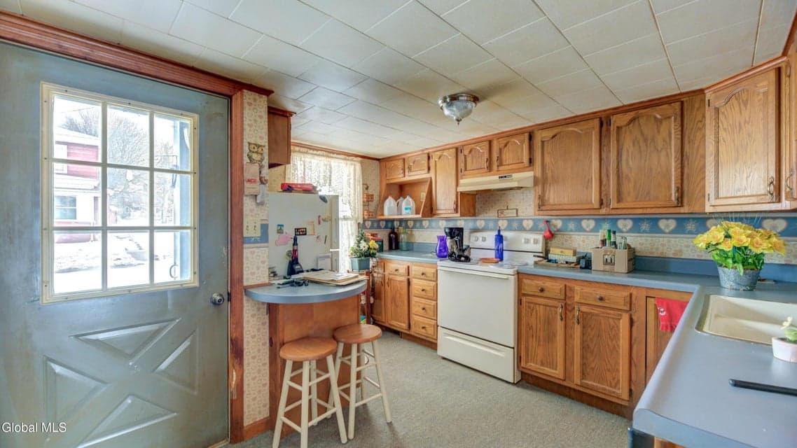 3 W Liberty Street, photo 4