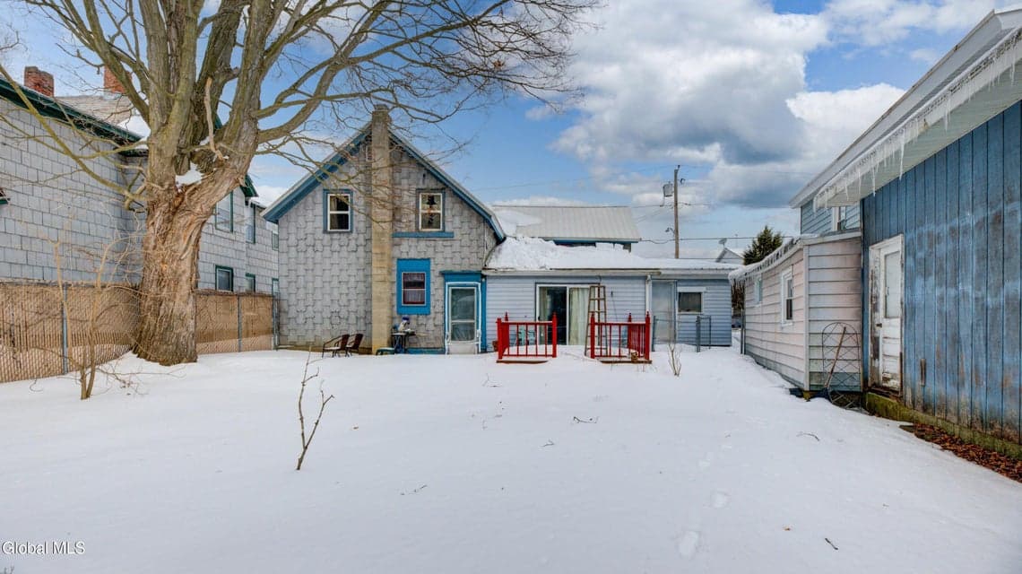 3 W Liberty Street, photo 3