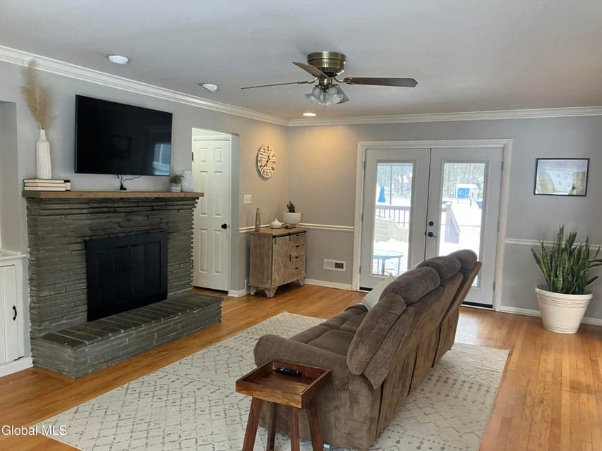 34 Saratoga Drive, photo 5