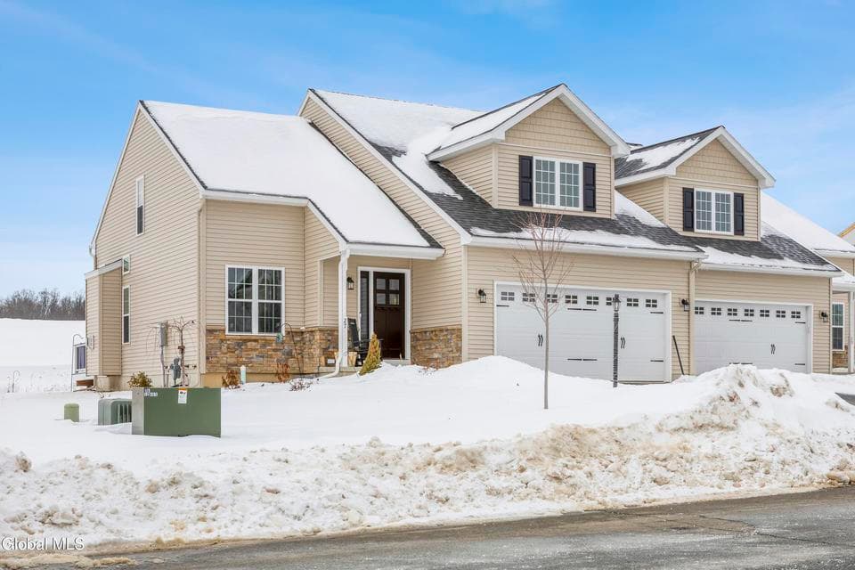 27 Paar Way, photo 1