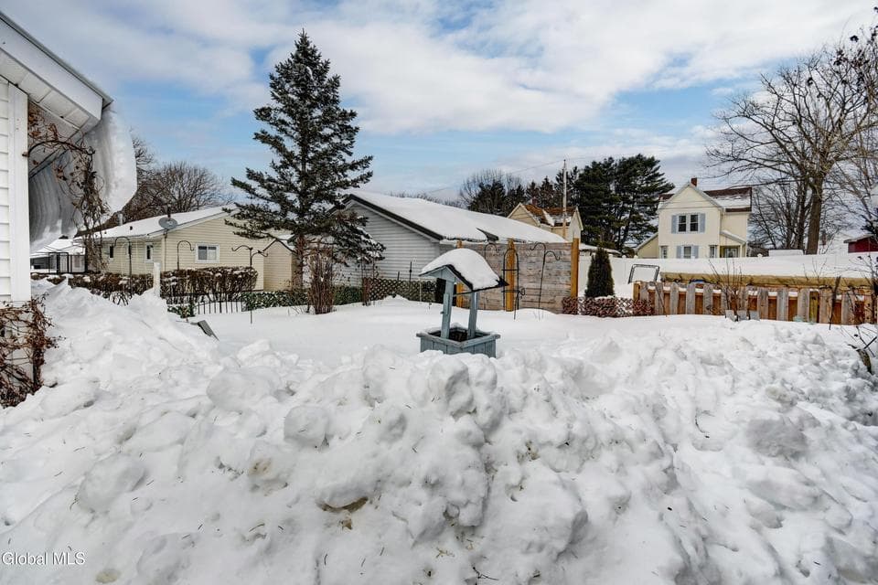 121 E Fourth Avenue, photo 5