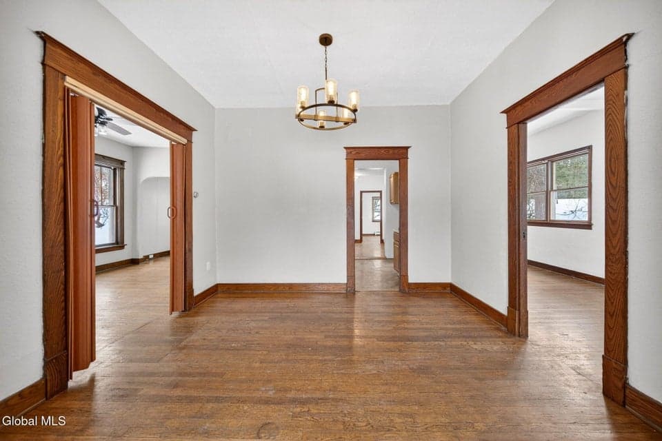 8 Caldwell Street, Albany, NY 12208, photo 5