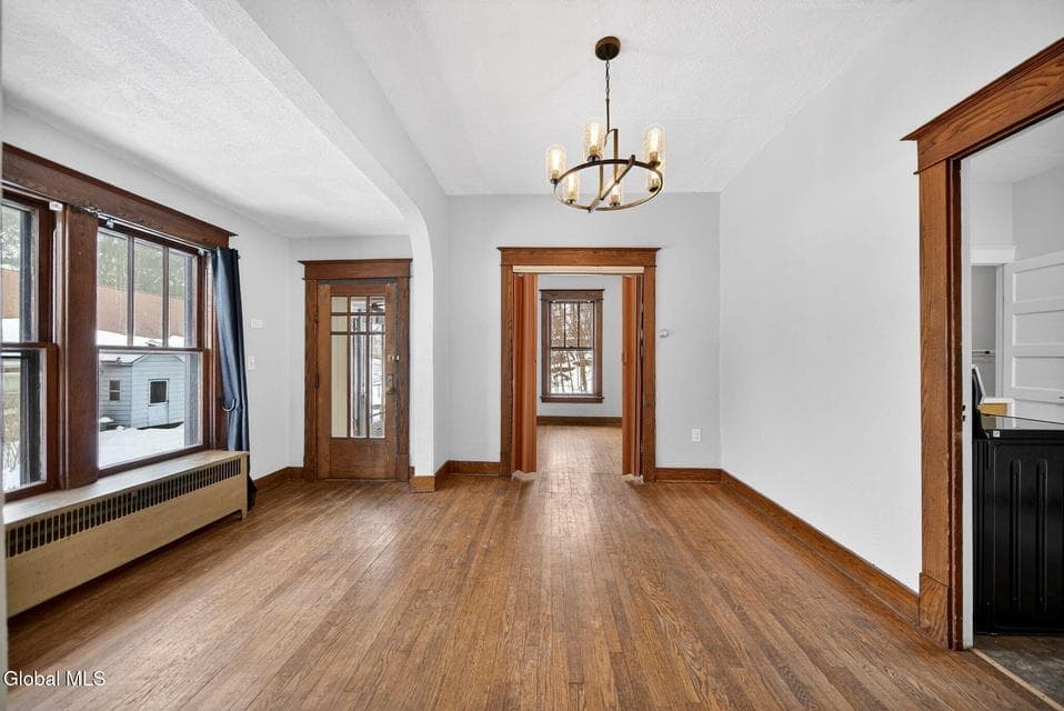 8 Caldwell Street, Albany, NY 12208, photo 4