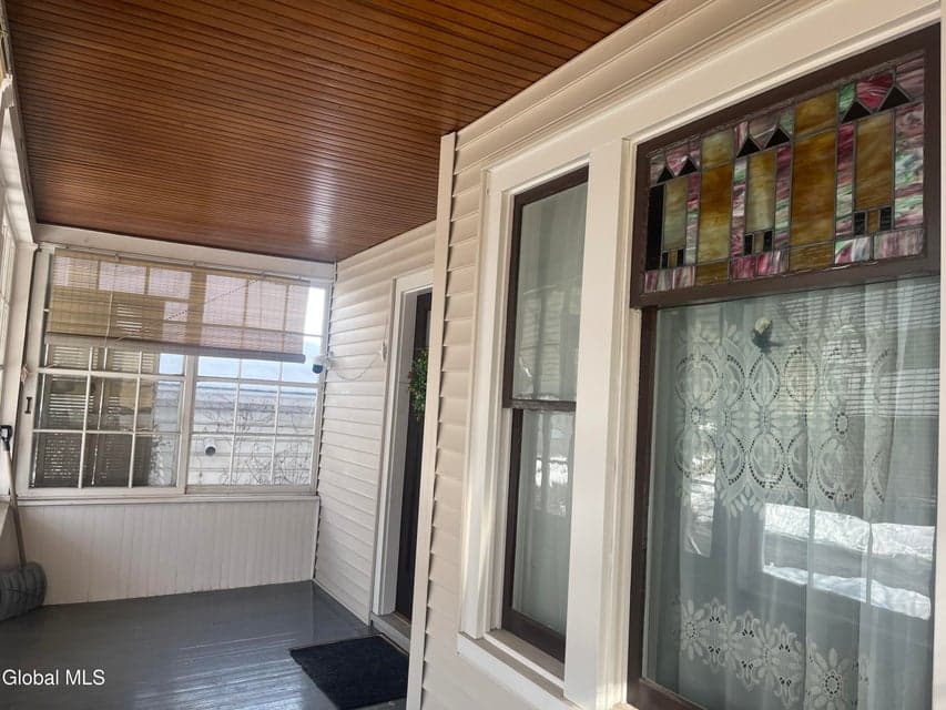 1517 Rutgers Street, photo 3