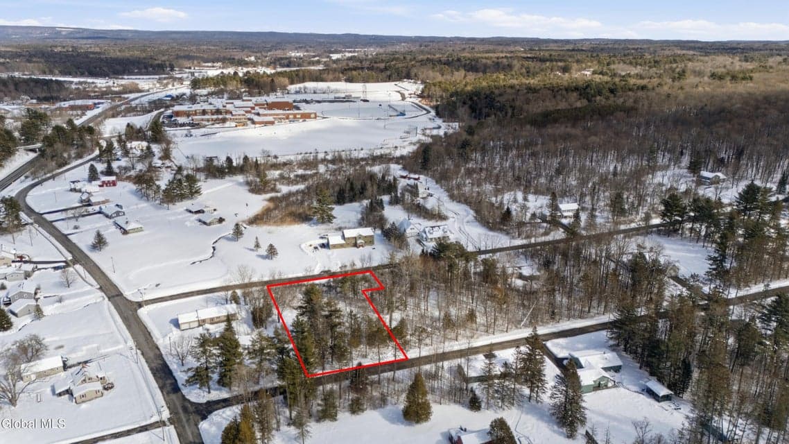 L6 Hilltop Road, Broadalbin, NY 12025, photo 3