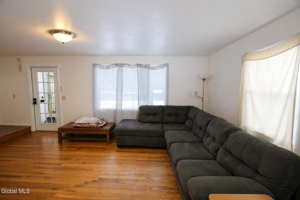 1740 Huntersland Road, photo 5