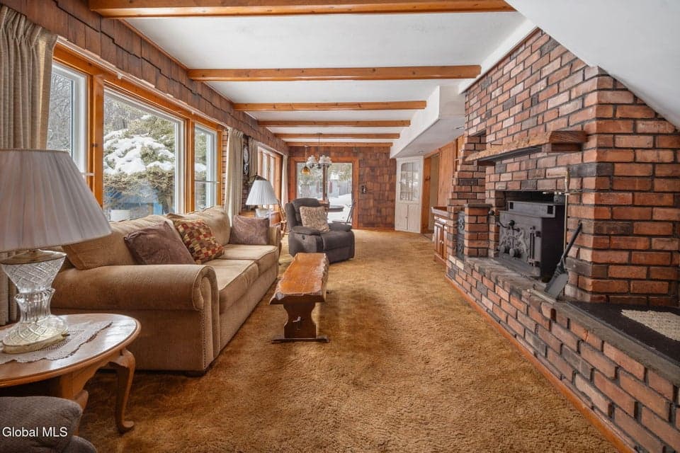 63 Diamond Hill Road, photo 2