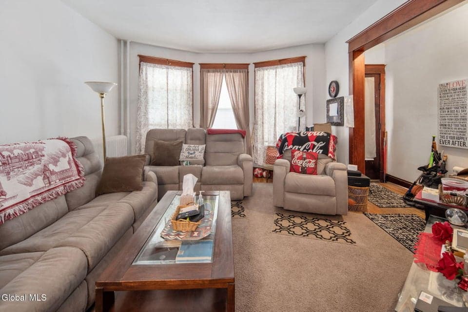 9 Mereline Avenue, Albany, NY, photo 5