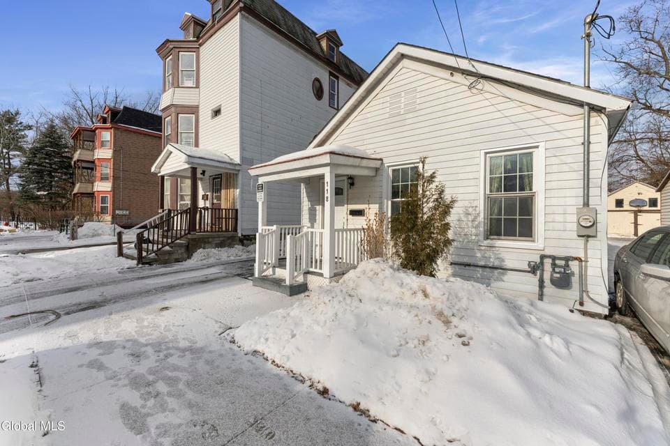 118 Degraff Street, photo 2