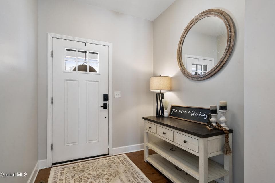 24 Winterberry Lane, photo 2