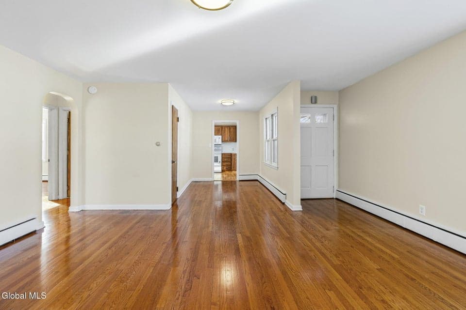 31 Magee Drive, photo 3