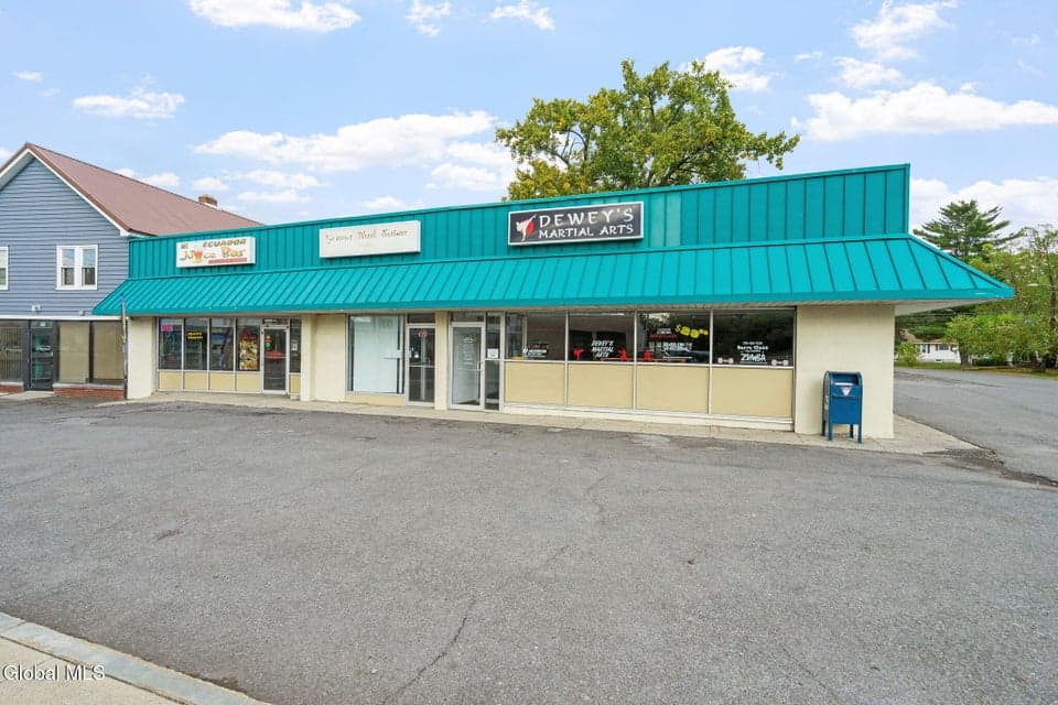 175-179 Columbia Turnpike, photo 3