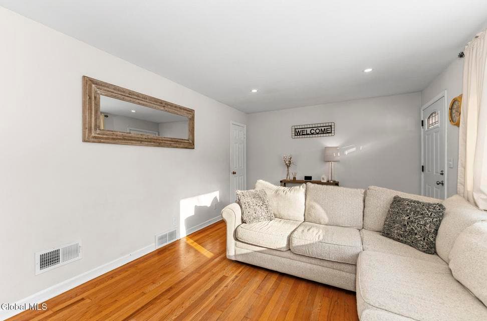 264 Lake Hill Road, photo 4