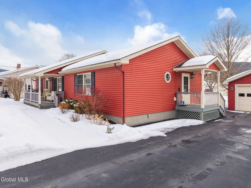 146 Warrior Way, photo 2