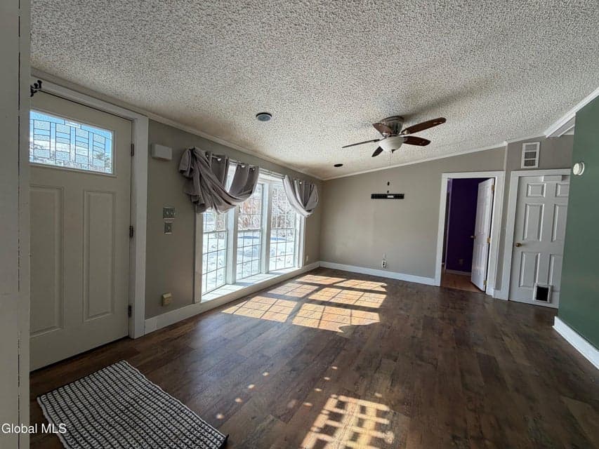 9 Meacham Street, photo 4