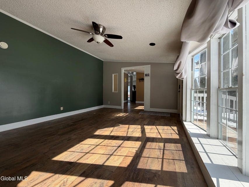 9 Meacham Street, photo 5