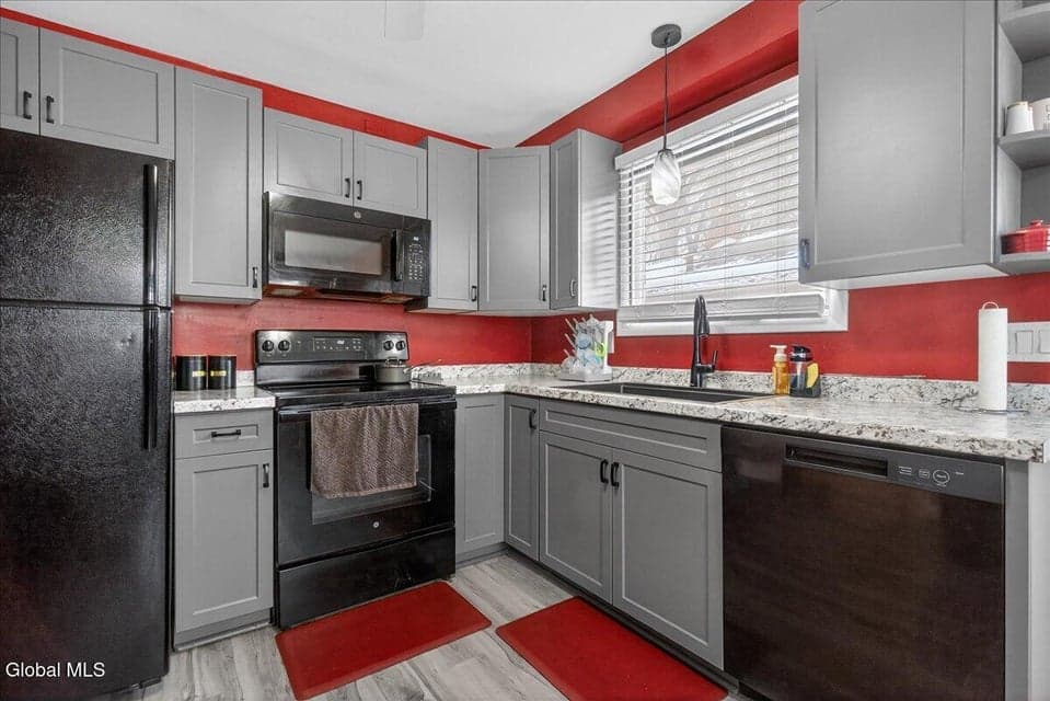 37 Hillcrest Avenue, photo 4