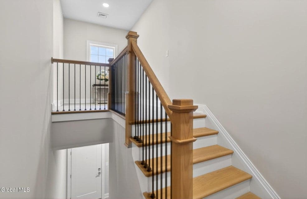 607 Vly Pointe Drive, photo 5