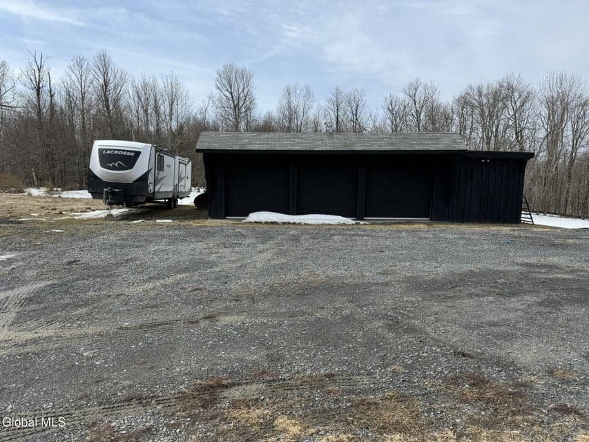 118 Stone Ridge Drive, photo 3