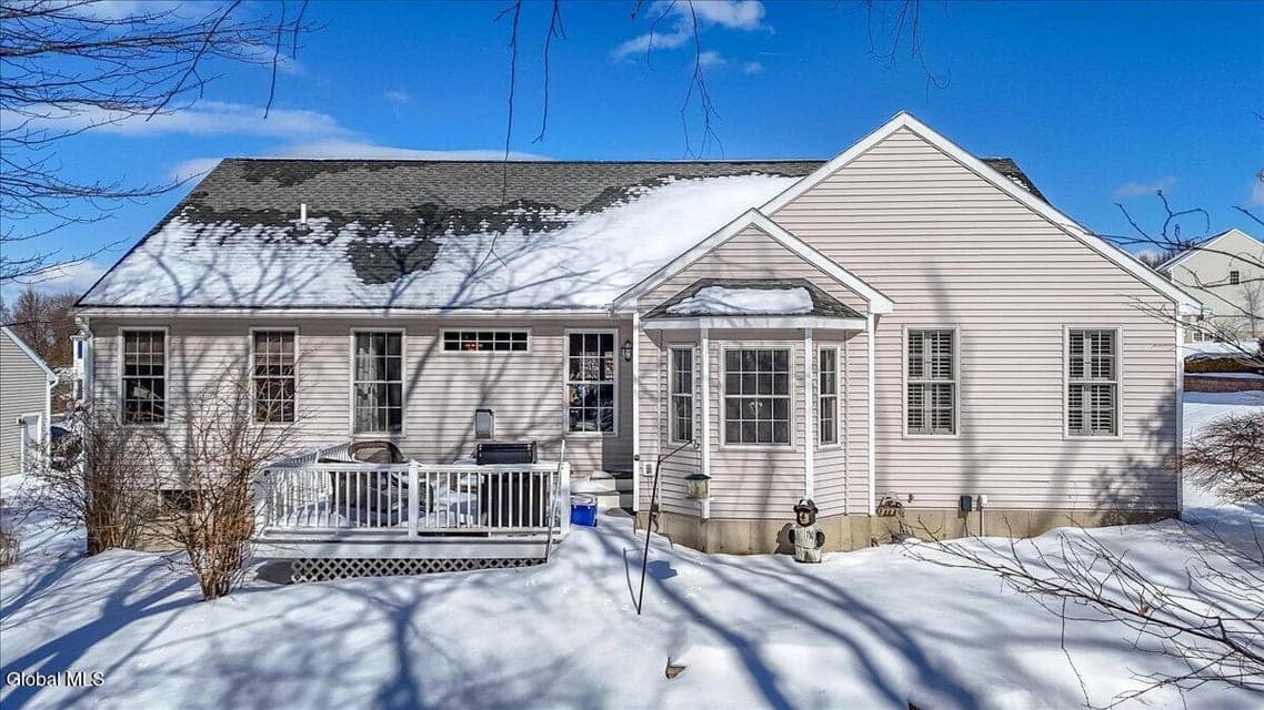 66 Shinnecock Hills Drive, Colonie, NY 12205, photo 4