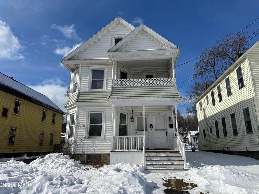 45-47 Van Buren Avenue, photo 2