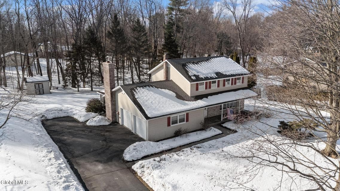 5 Huckleberry Drive, photo 1