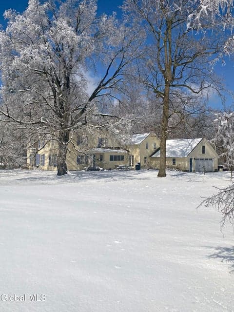 797 Western Road, photo 3