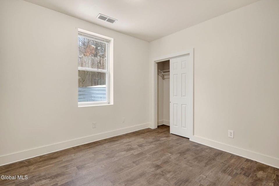 38 Tyler Street, photo 5