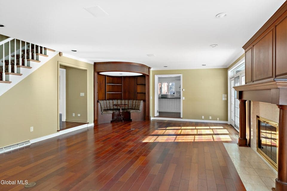 6 Beacon Hill Drive, photo 5