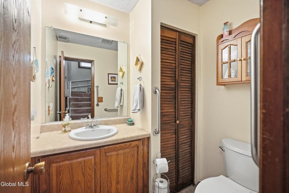 29 Tekakwitha Court, photo 4