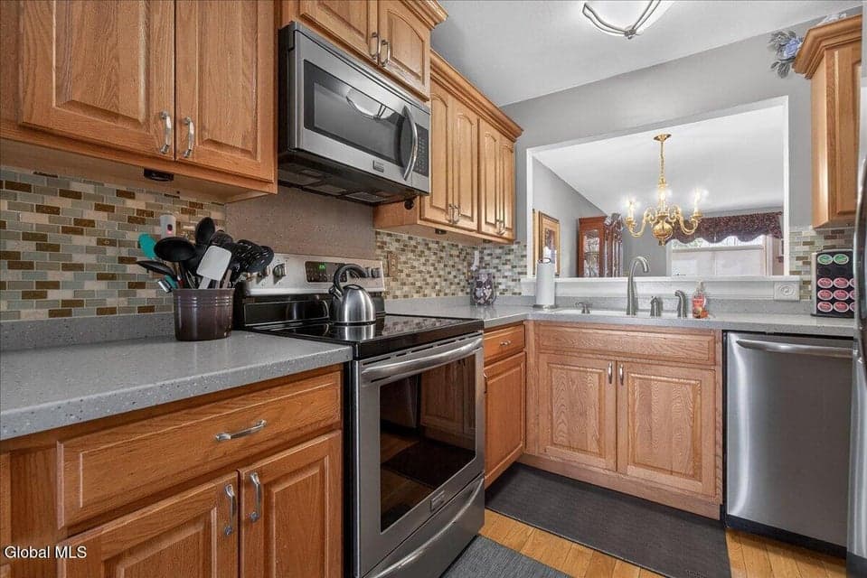 9D Tupelo Drive, Halfmoon, NY 12065, photo 4