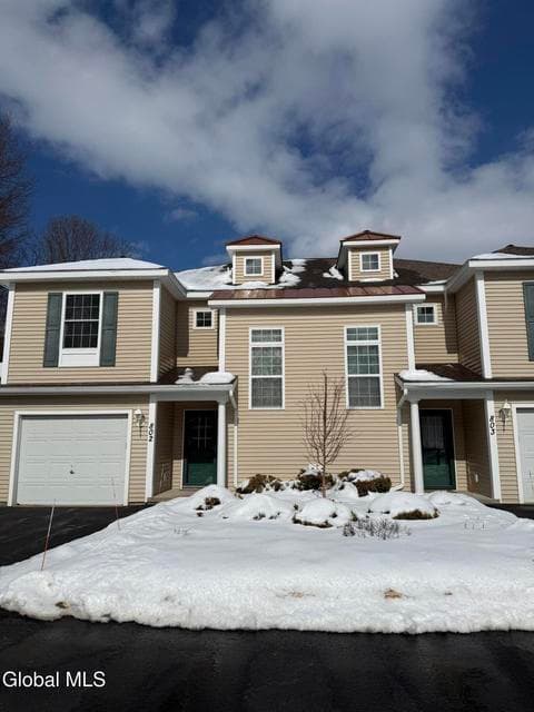 802 Royale Court, North Greenbush, NY, photo 1