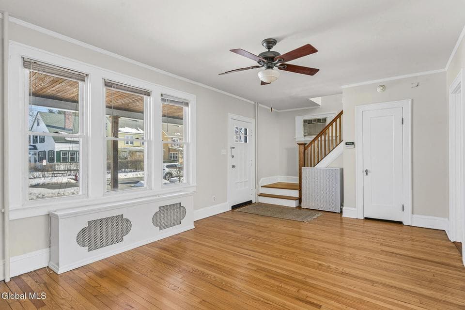 49 Oakwood Street, Albany, NY, photo 4