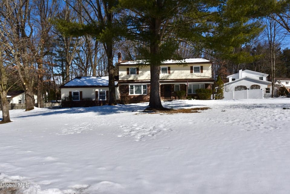1 Brookline Drive, photo 1