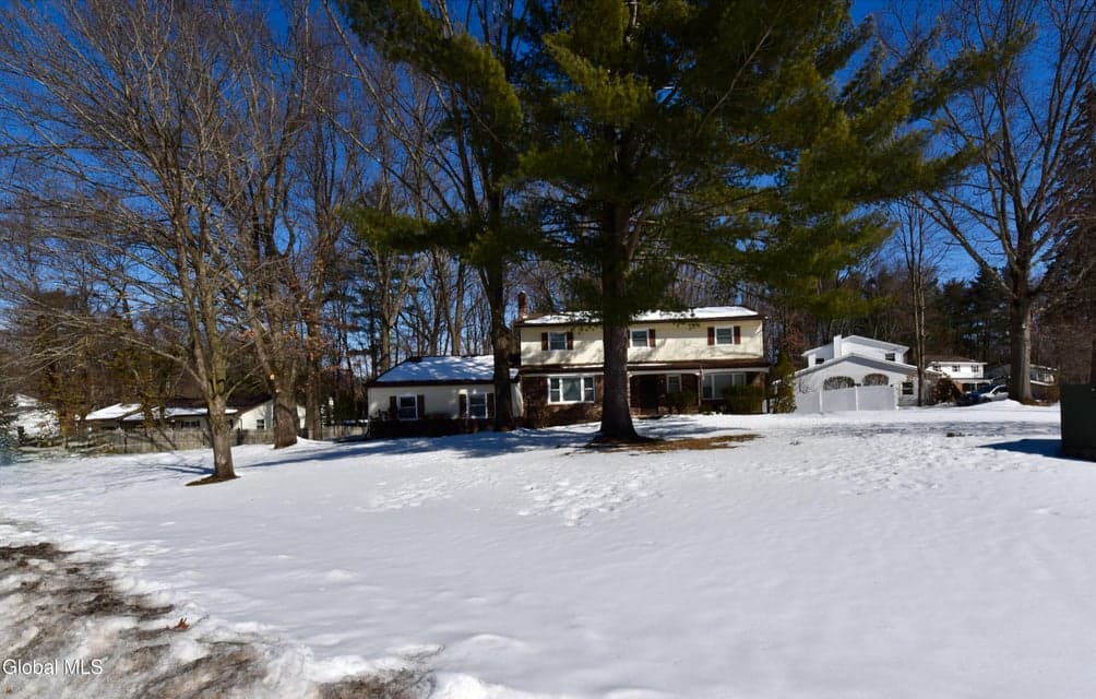 1 Brookline Drive, photo 3