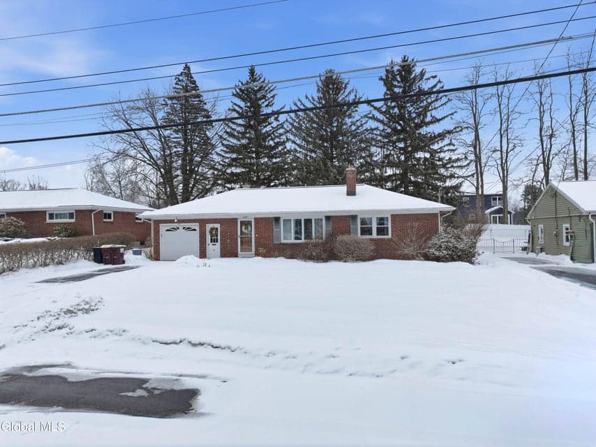 7 James Drive, photo 2