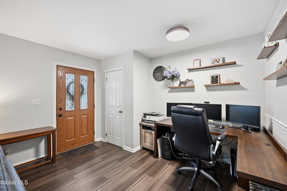 7 James Drive, photo 5