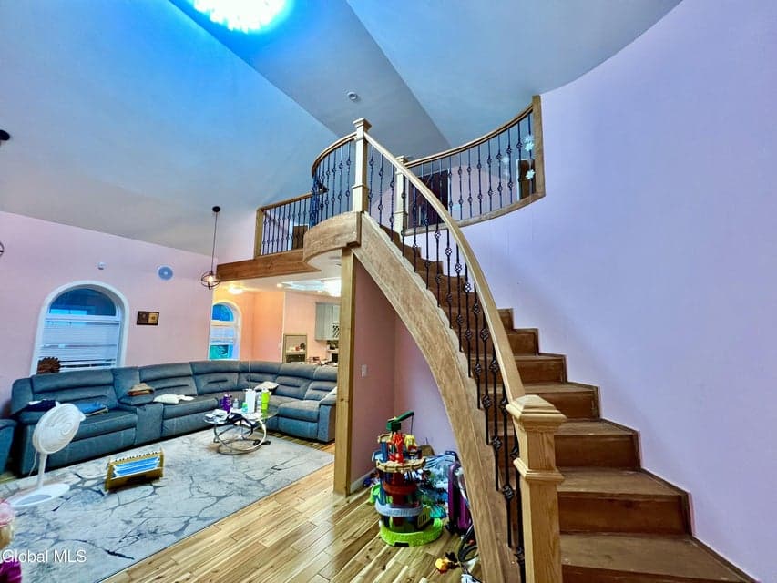 354 Olean Street, photo 5