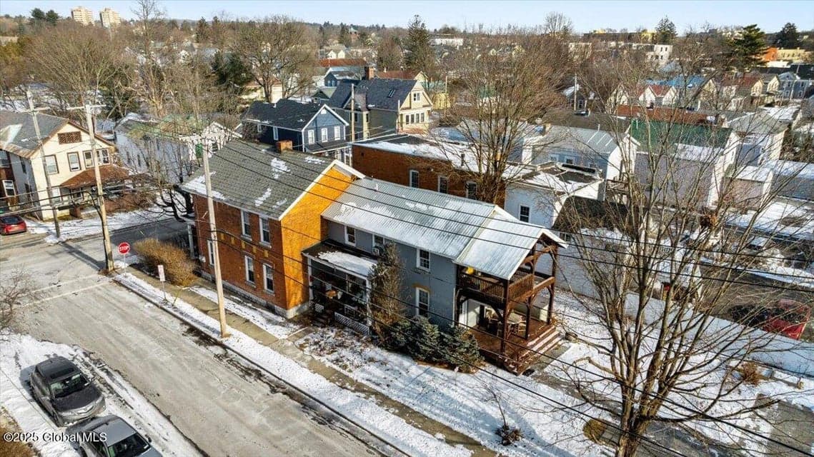 154 Washington Street, photo 5