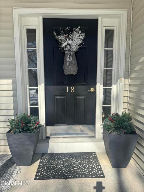 18 Jenee Way, Saratoga Springs, NY 12866, photo 2