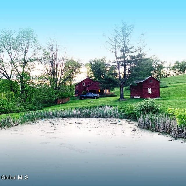 631 Brooker Hollow Road, photo 3