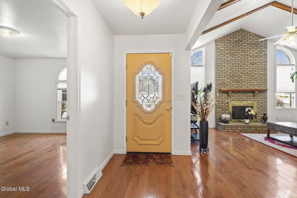 28 Dogwood Lane, photo 4